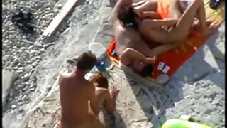 Um magrelo corretamente pede perdão a uma madrasta Peituda. video porno amador brasileiro